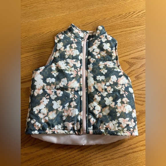 Girls Reebok Floral Down Vest Size 5 - Picture 1 of 5